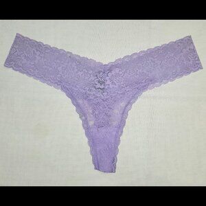 NWOT Women's Aerie Purple Lace Thong Size M Sexy